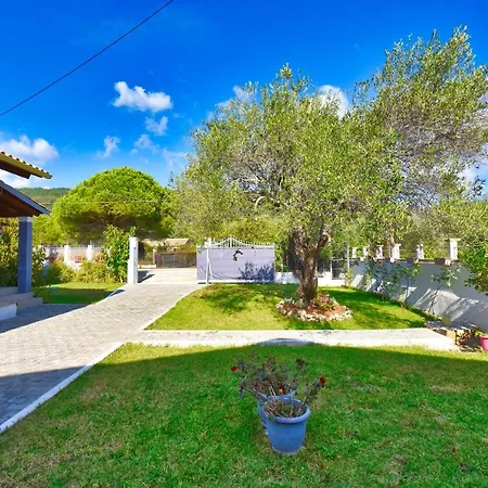 Apartament Ninas