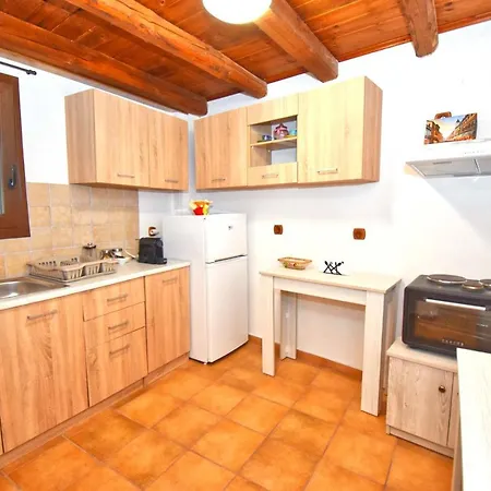 Ninas Apartament *